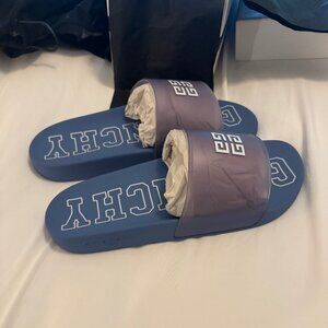 Givenchy Rubber Game Day Logo Pool Slides